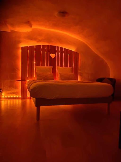 Meilhaud Nuit Romantique Avec Spa Privatif מראה חיצוני תמונה